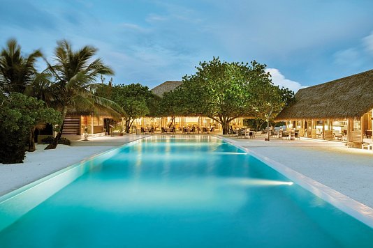 COMO Cocoa Island