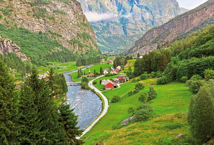 Mit Schiff und Bahn von Oslo nach Bergen