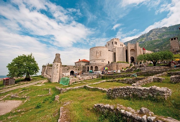 Albaniens Highlights erwandern