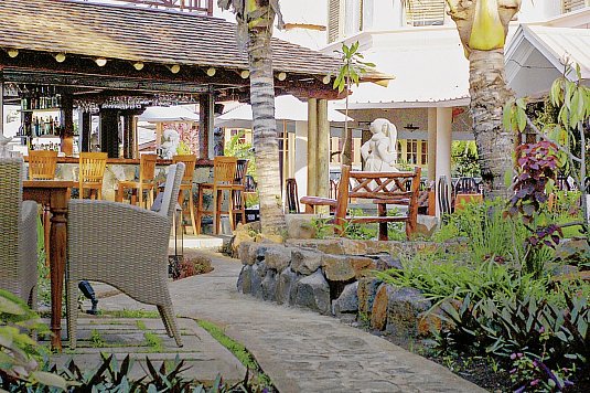 Aanari Hotel & Spa