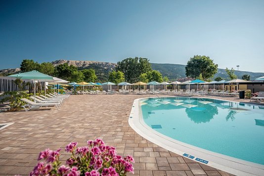 Baska Beach Camping Resort