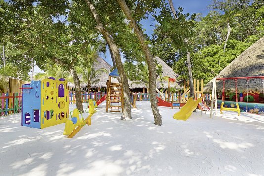 Kuredu Island Resort & Spa