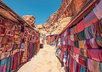 Jordanien: Mosaike, Felsenstätte und heilendes Wasser Amman
