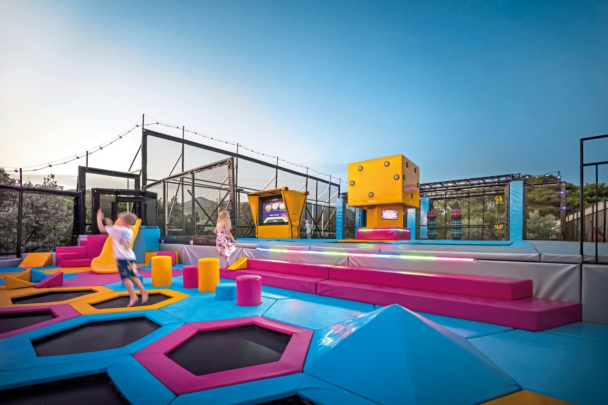 Valamar Tirena Hotel