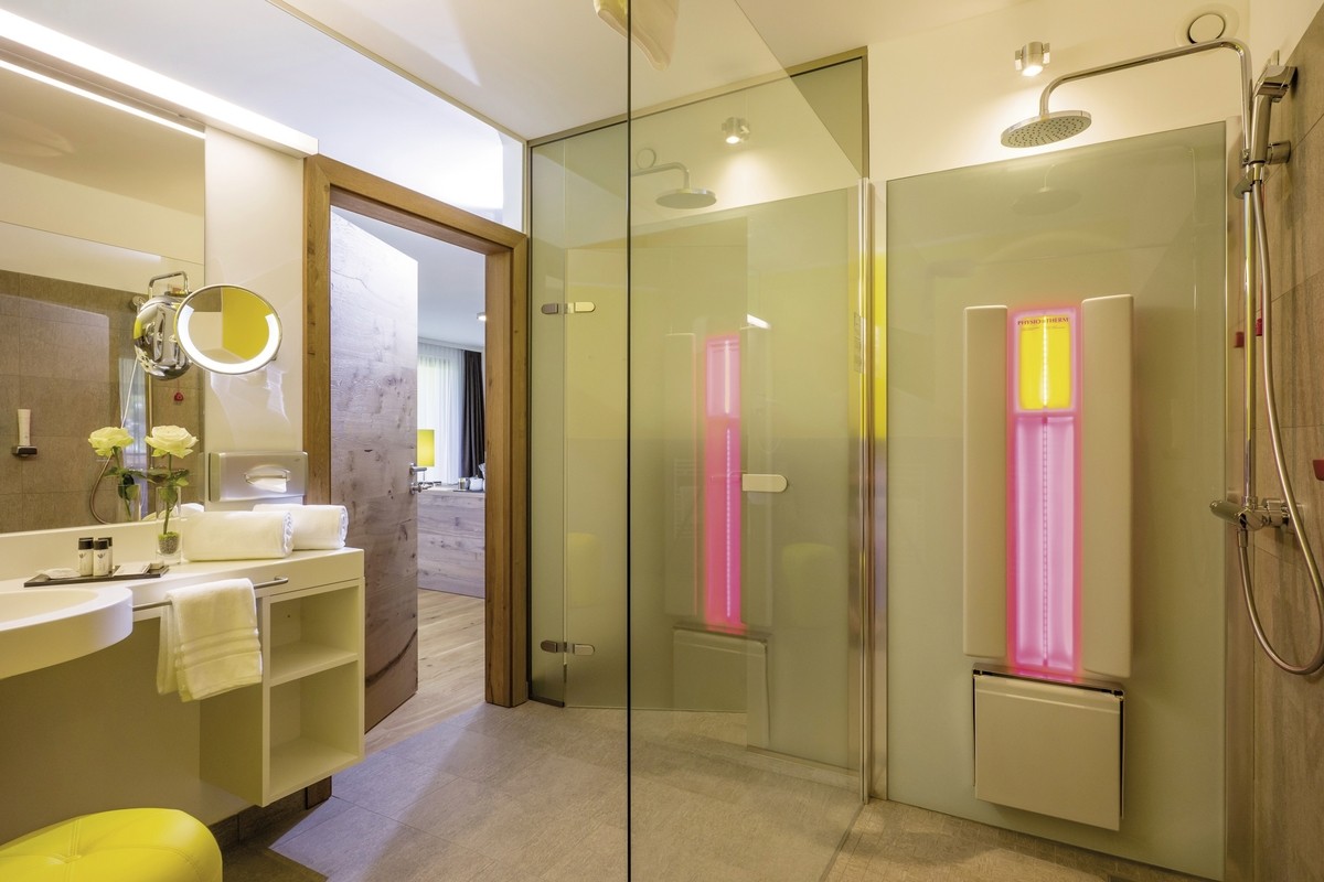 DAS SIEBEN 4s - Adults Only