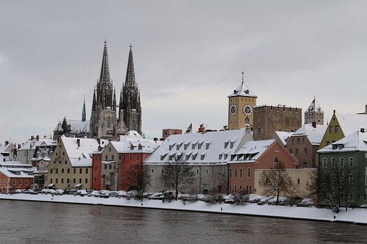 Weihnachtsmärkte Regensburg - Straubing - Passau - Adventroas