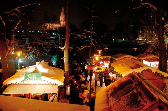 Weihnachtsmärkte Regensburg - Straubing - Passau - Adventroas