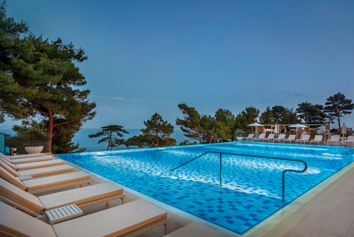 Hotel & Villas Carolina by Valamar****