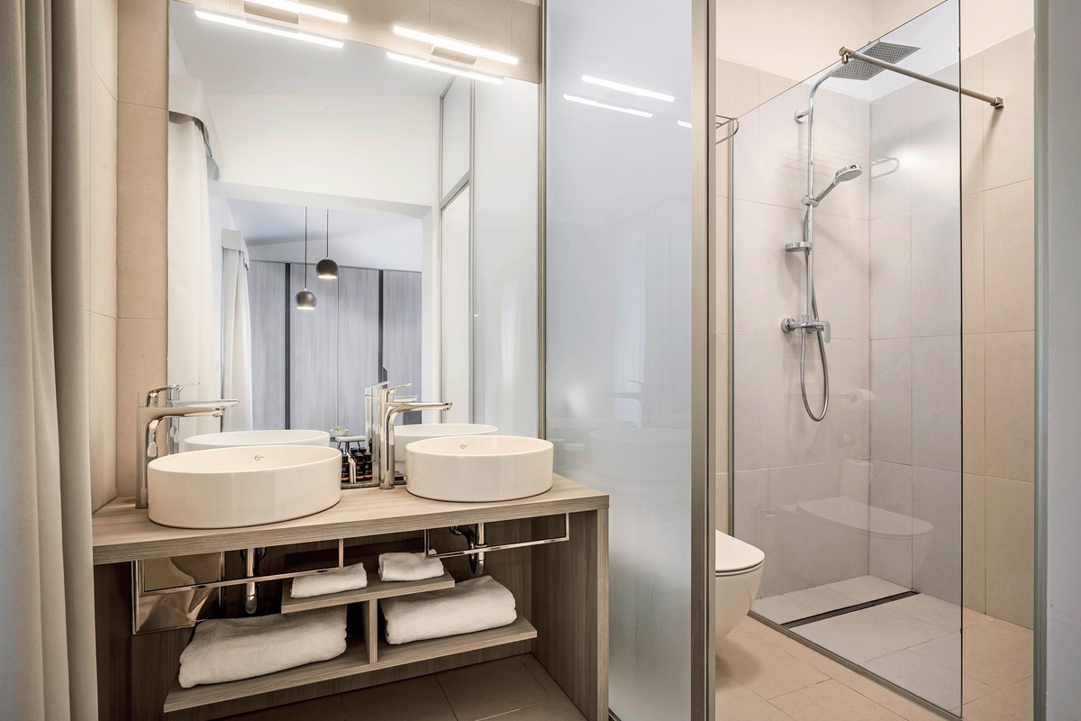 Hotel & Villas Carolina by Valamar****