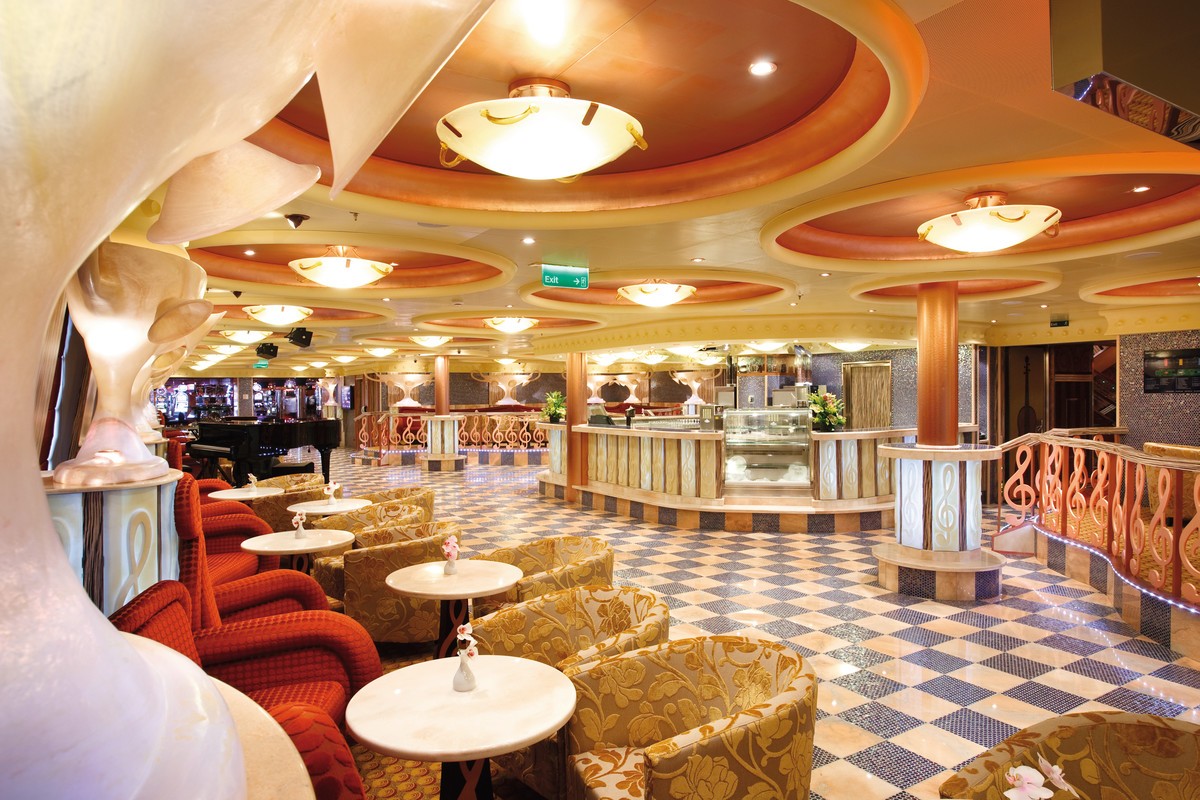 Transatlantik Dominikanische Republik - Italien mit Costa Pacifica