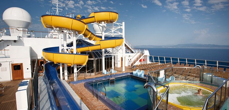 Transatlantik Dominikanische Republik - Italien mit Costa Pacifica