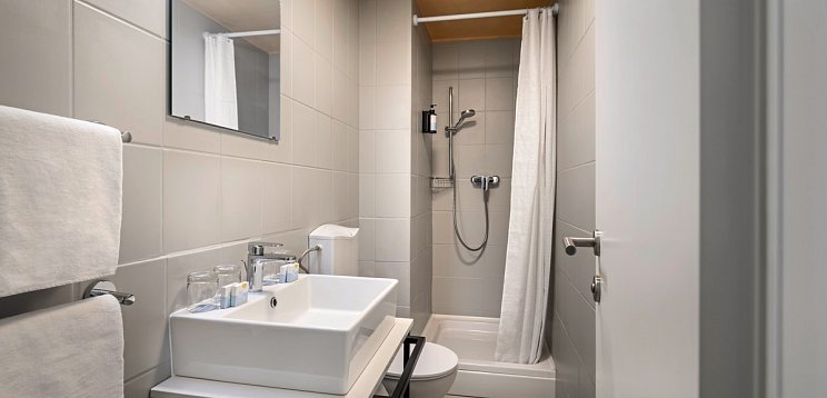 Sunny Makarska by Valamar