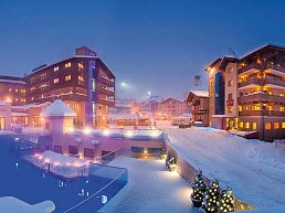 Außenansicht Hotel Winter