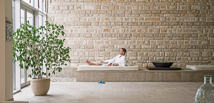 Falkensteiner Club Funimation Borik