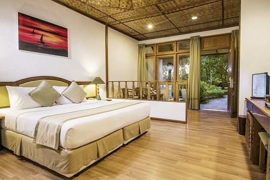 Bandos Island Resort & Spa