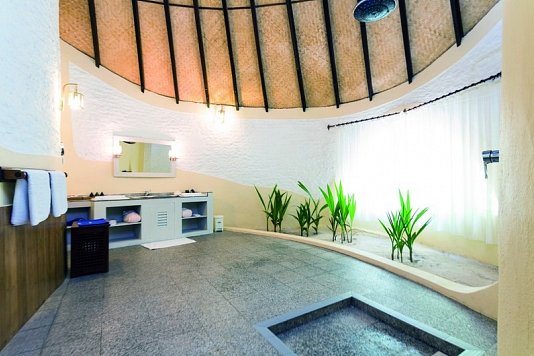 Nika Island Resort & Spa