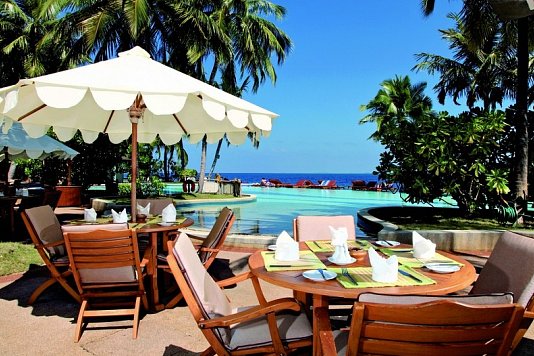 Royal Island Resort & Spa