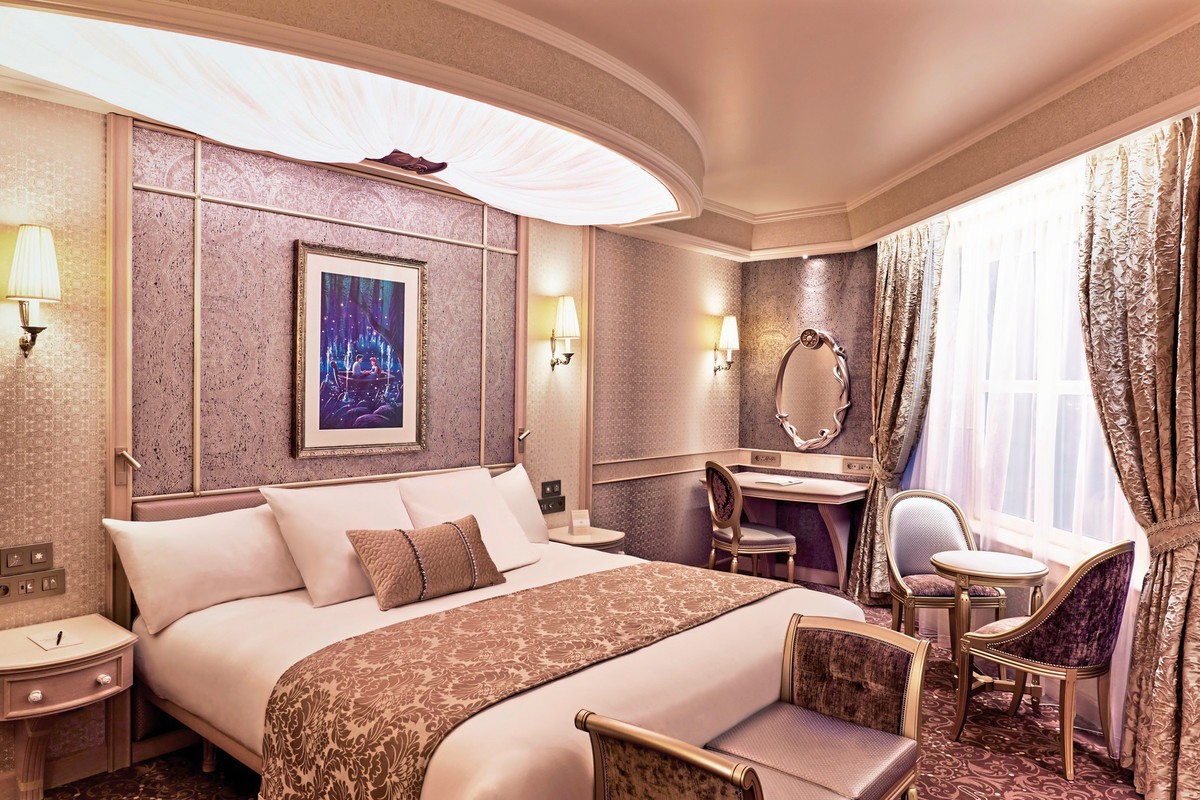 Disneyland® Hotel