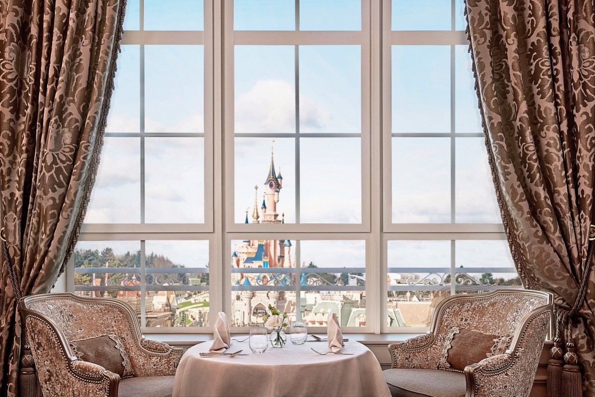 Disneyland® Hotel