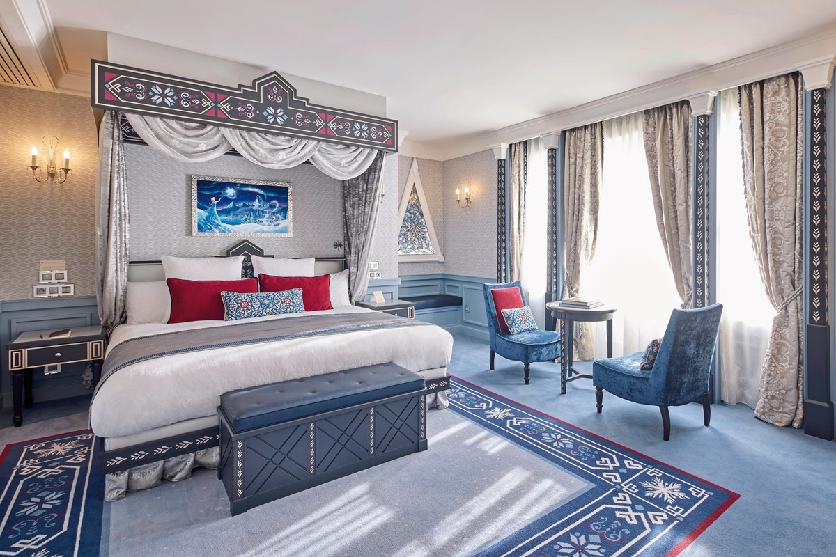 Disneyland® Hotel