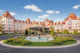 Disneyland® Hotel