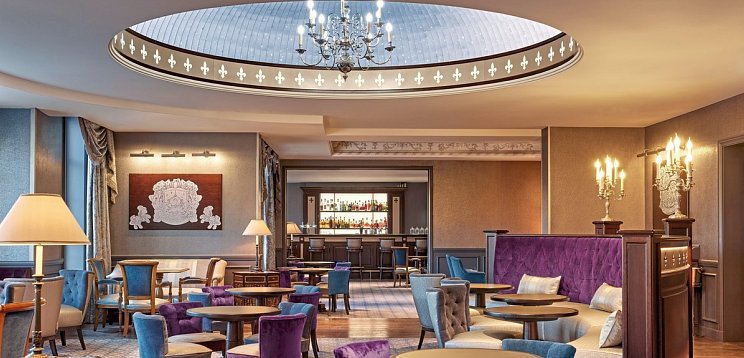 Disneyland® Hotel