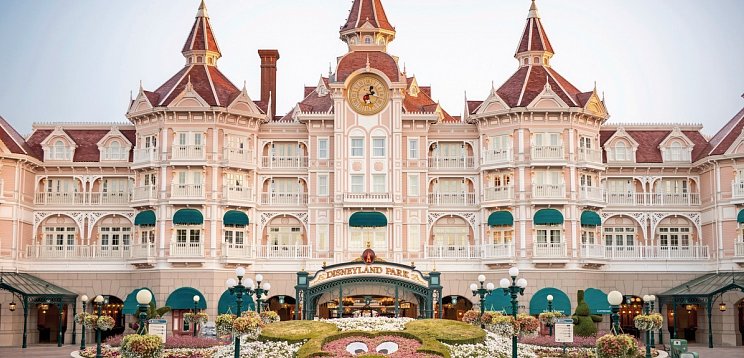 Disneyland® Hotel