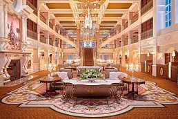 Disneyland® Hotel