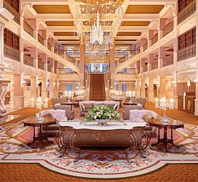 Disneyland® Hotel