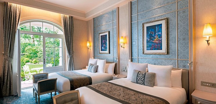 Disneyland® Hotel