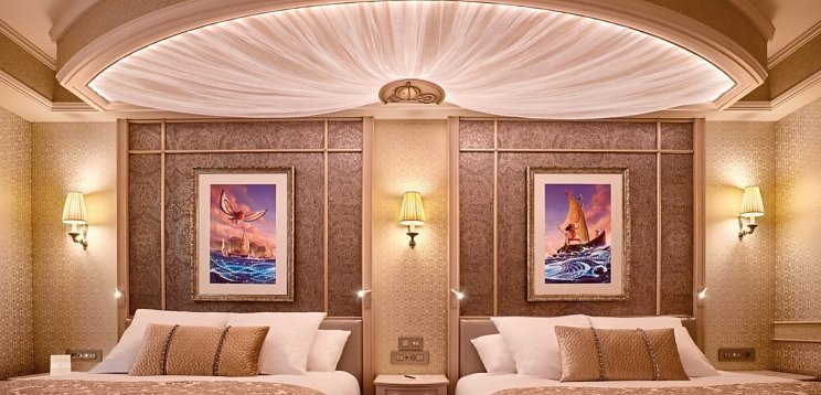 Disneyland® Hotel