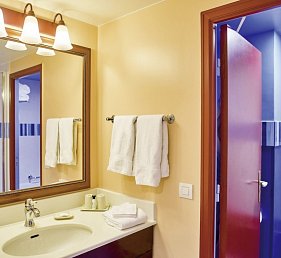 Disney Newport Bay Club