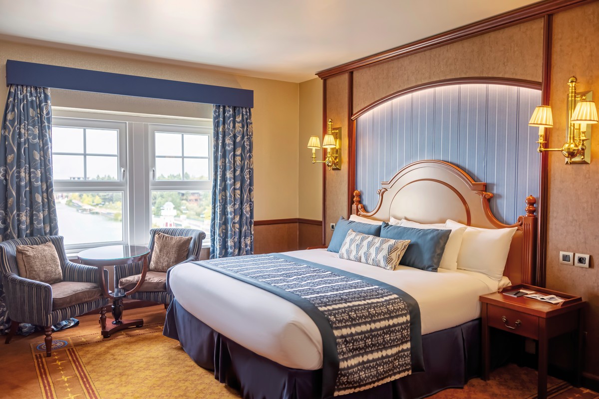 Disney Newport Bay Club