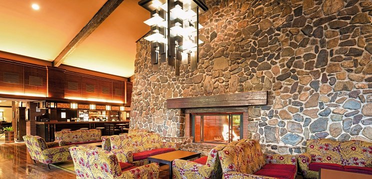 Disney Sequoia Lodge