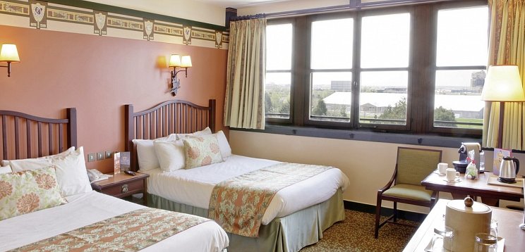 Disney Sequoia Lodge