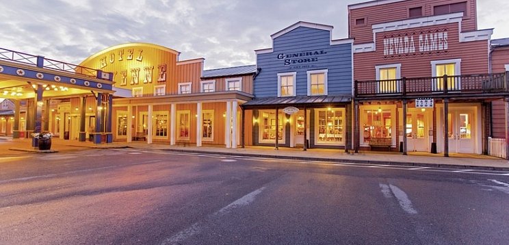Disney Hotel Cheyenne
