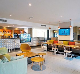 Campanile Val de France