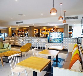 Campanile Val de France