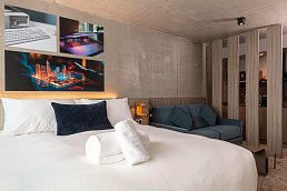 Wohnbeispiel Doppelzimmer King Sofa (Zimmercodierung DA1)