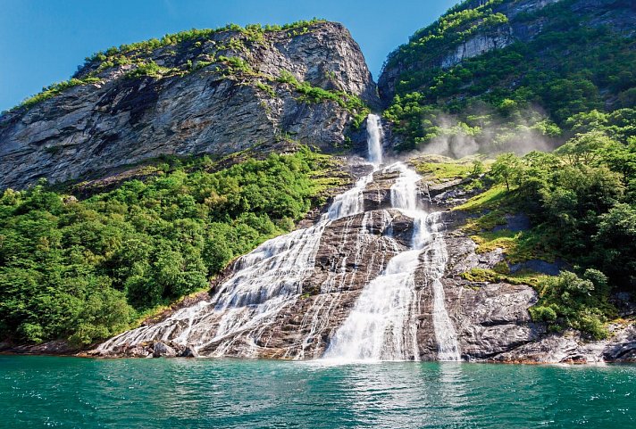 Fjorde, Gletscher und historische Hotels (ab/bis Bergen)