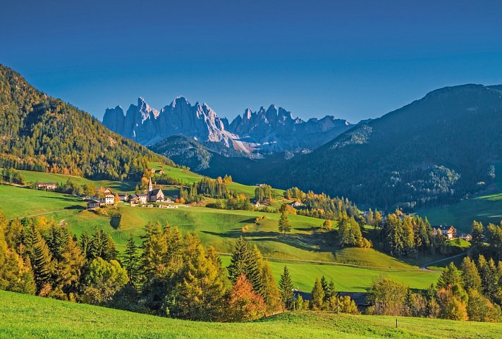 Autotour von Südtirol über die Toskana zum Gardasee