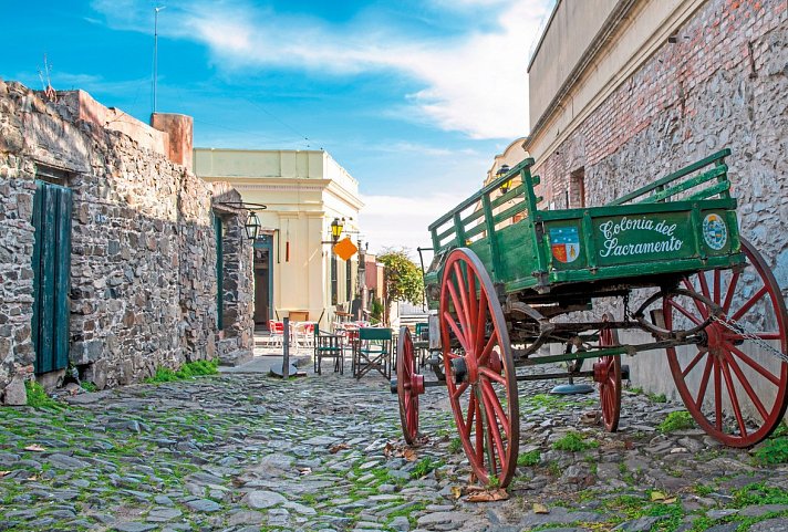 Colonia del Sacramento & Montevideo