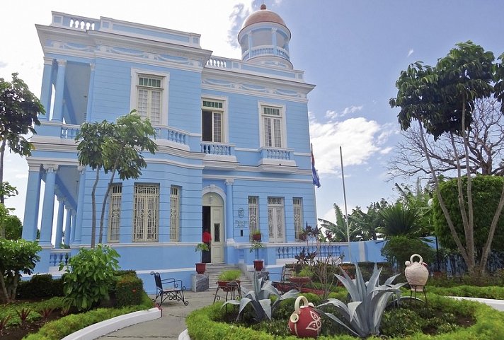 La Vida Cubana