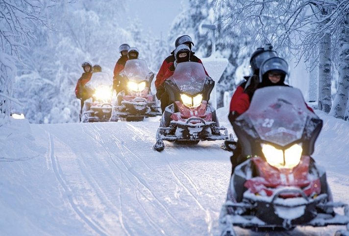 Lapplands Highlights, Polarlicht, Postschiff und Snowhotel