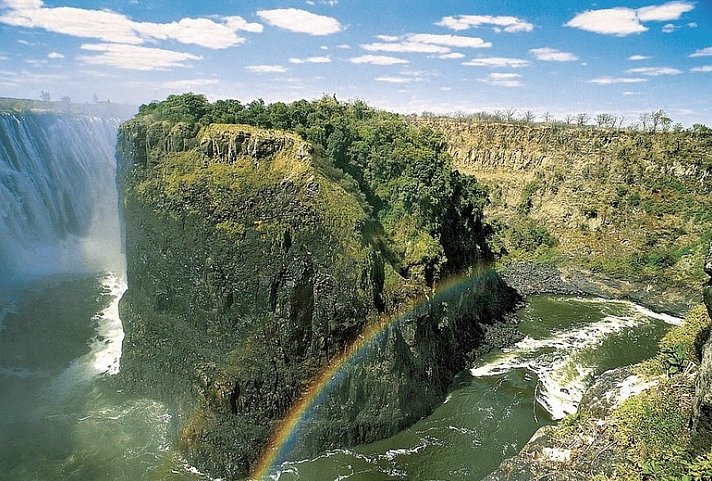 Drifters - Botswana Explorer Johannesburg - Victoria Falls