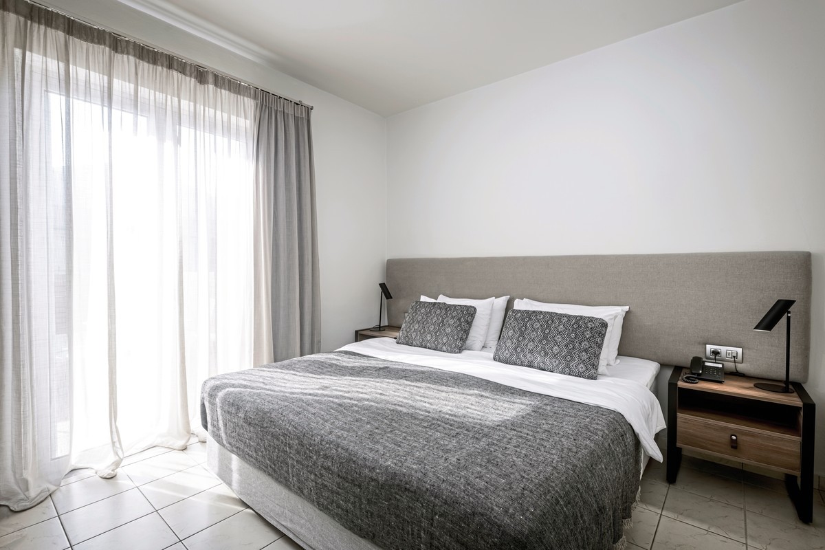 Sentido More Meni Residence & Suites