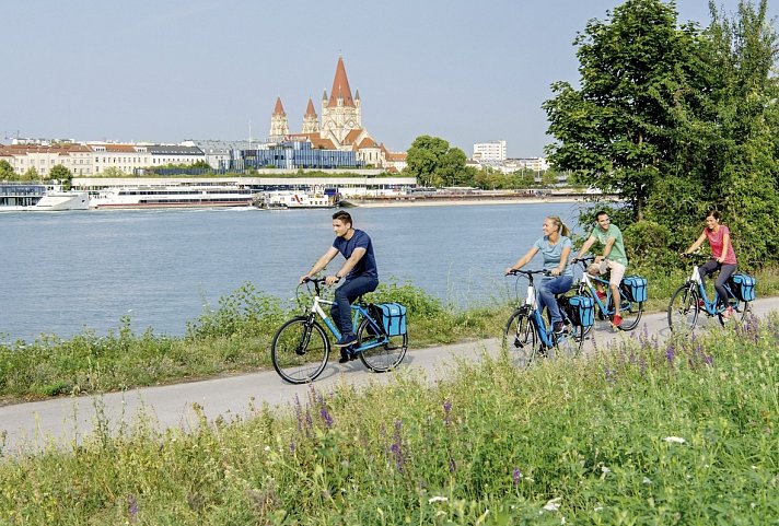 Donau-Radweg sportlich