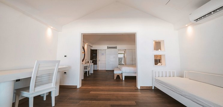 ananea Diamonds Athuruga