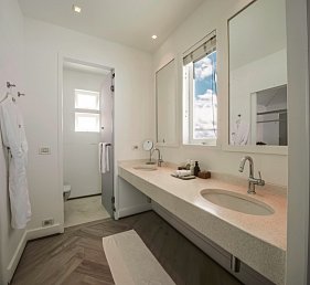 ananea Diamonds Athuruga