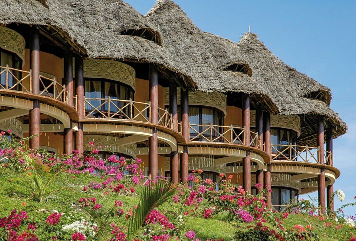 Mahali Mzuri & Msambweni Beach House